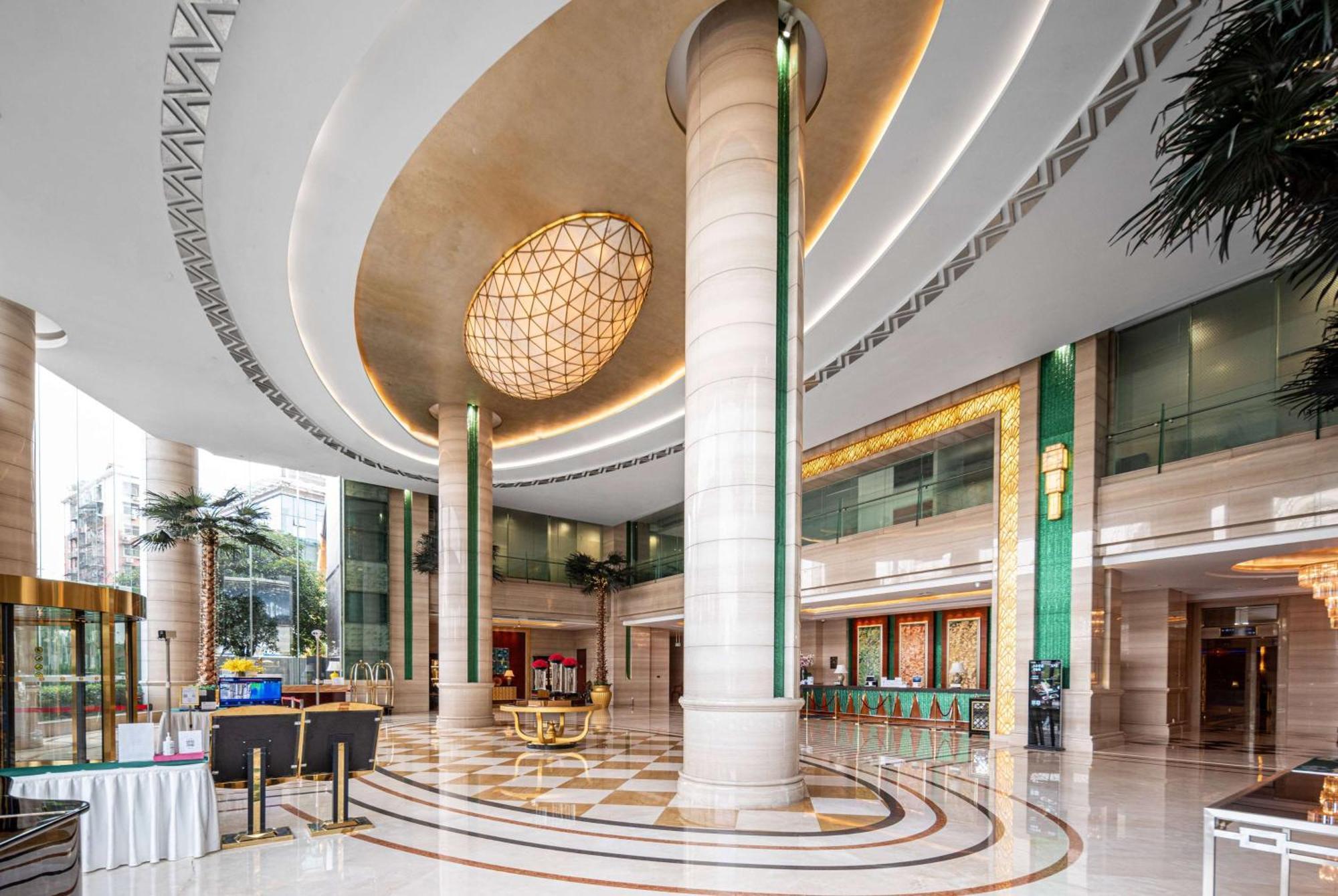 Ramada Plaza Optics Valley Hotel Wuhan  Exterior foto